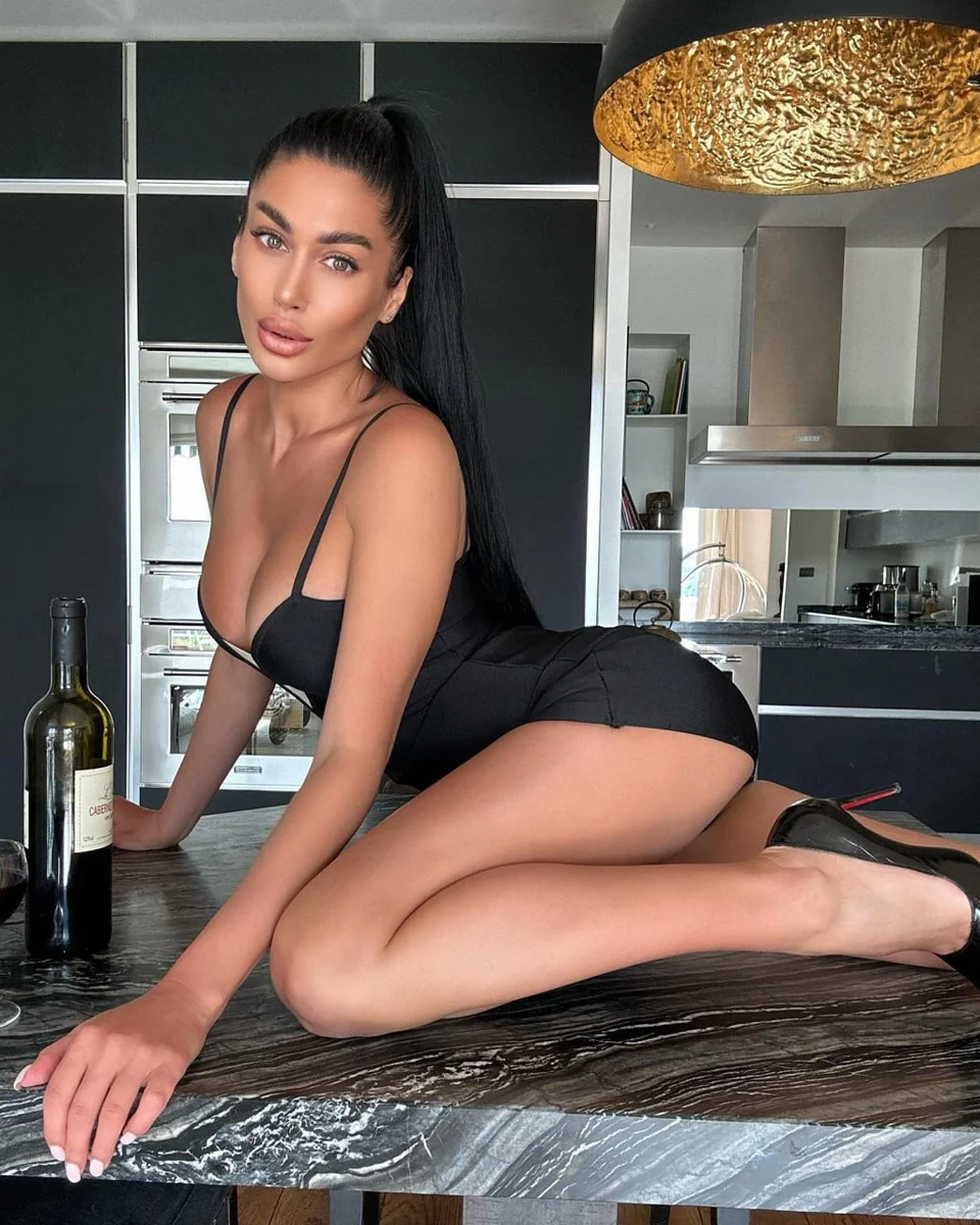 Камилла эскорт в городе Минск