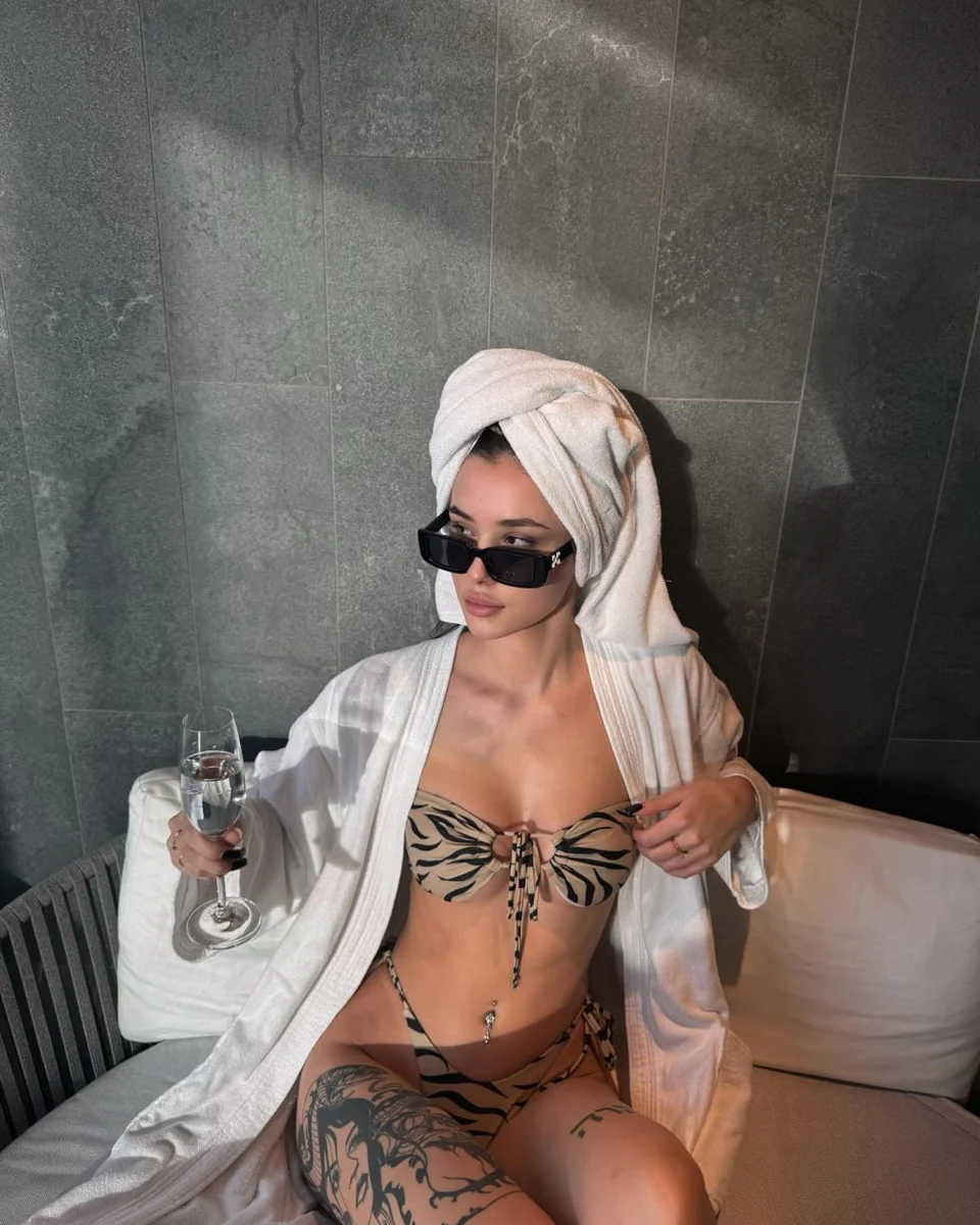 Дельфина эскорт в городе Минск